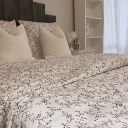Les Grenats Apartment Conflans-Sainte-Honorine Ngoại thất bức ảnh