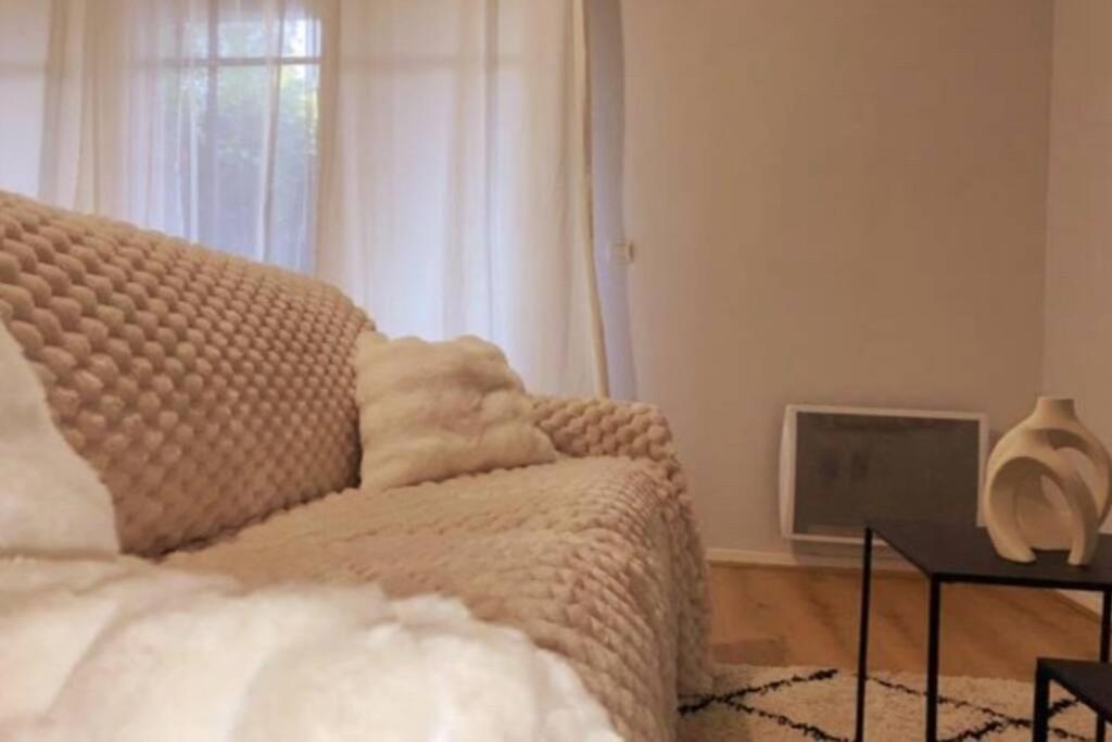 Les Grenats Apartment Conflans-Sainte-Honorine Ngoại thất bức ảnh